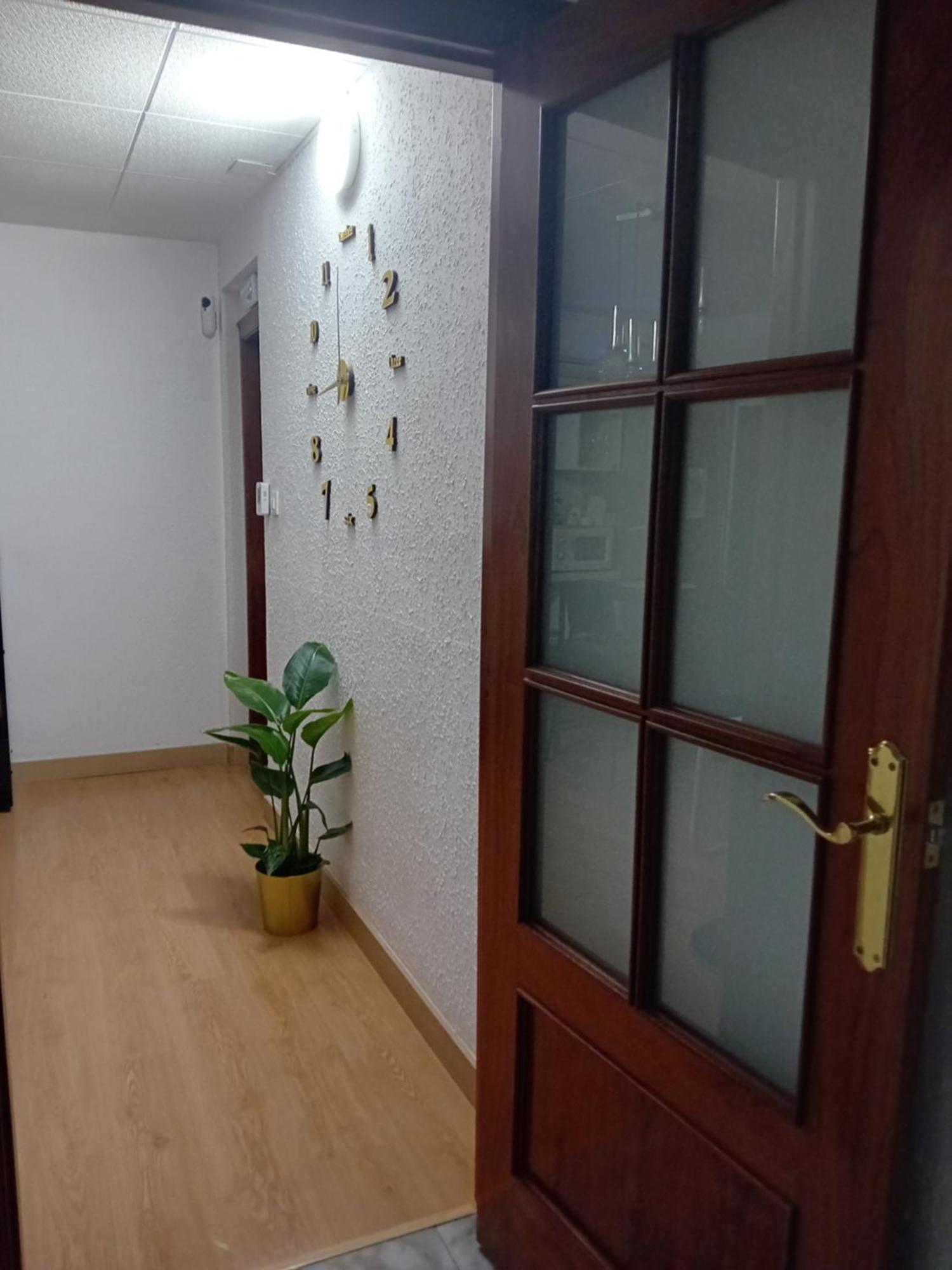 Apartamento Compartido Excelente Ubicacion El Prat de Llobregat Exterior photo